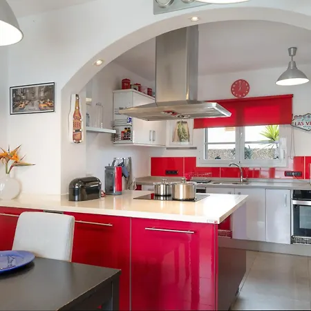 Calima Deluxe Con Piscina Tías