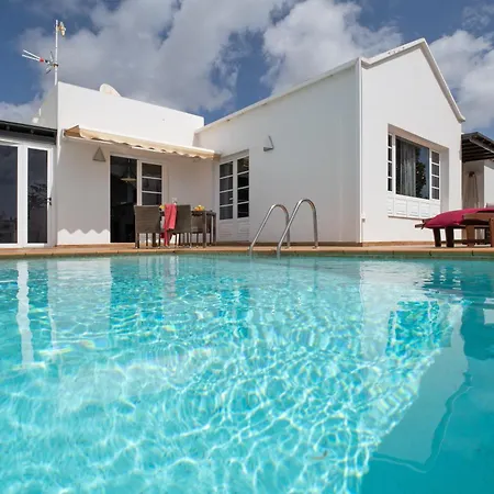 Calima Deluxe Con Piscina